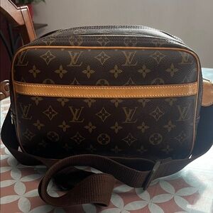 Louis Vuitton Monogram Reporter Messenger Bag